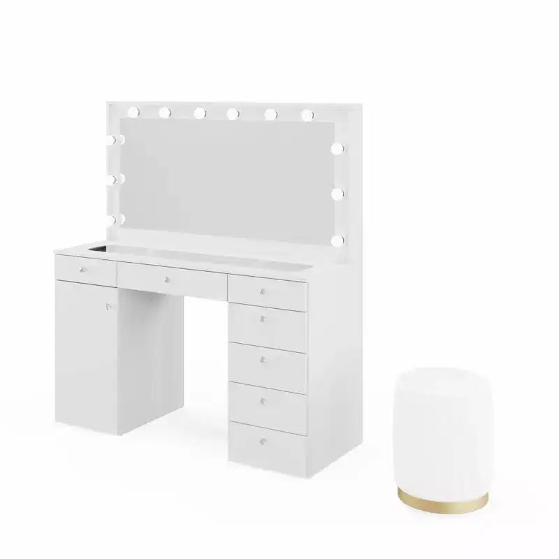 Leila Lighted Makeup Vanity - Boahaus